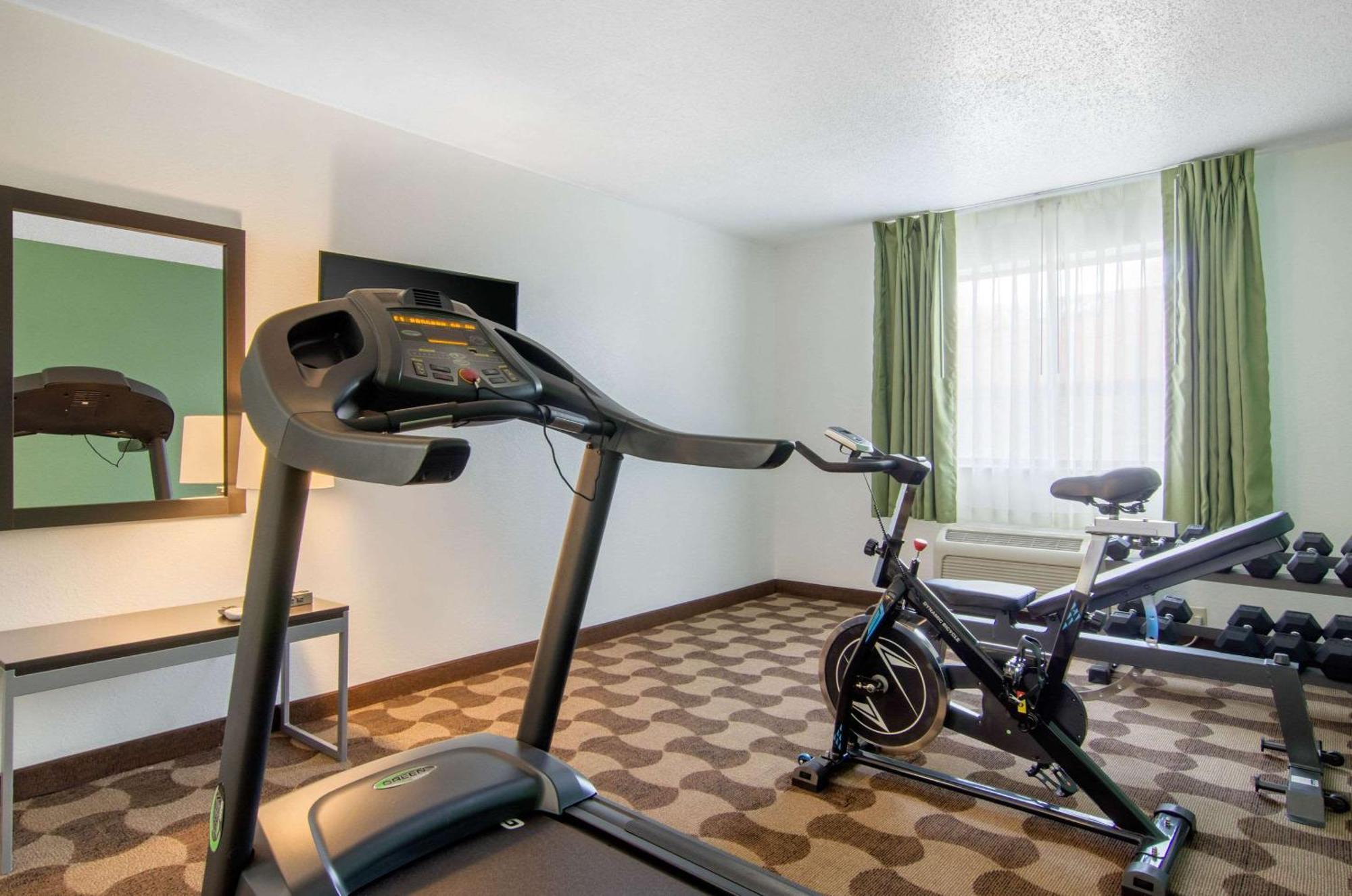 Quality Inn Russell Εξωτερικό φωτογραφία