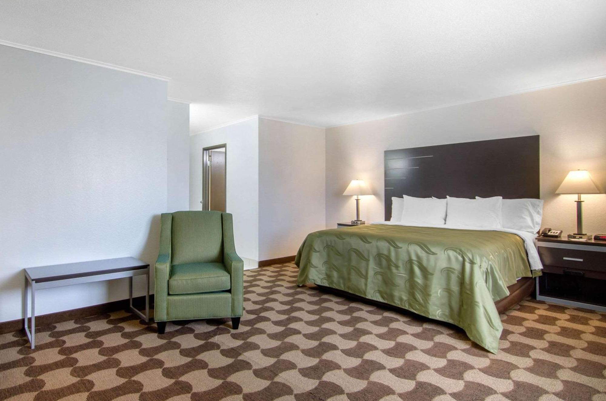 Quality Inn Russell Εξωτερικό φωτογραφία