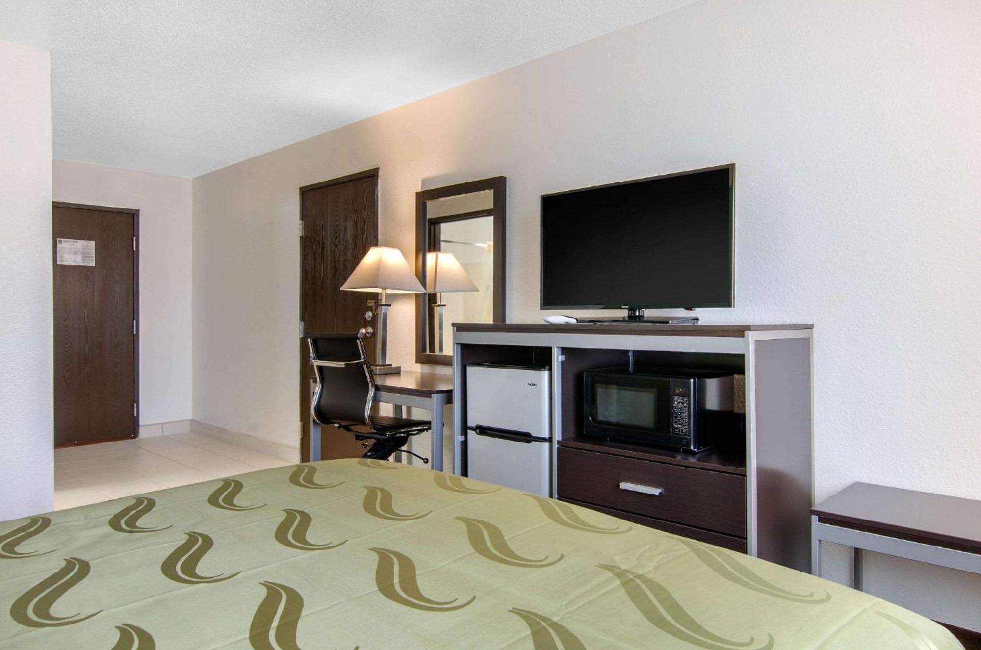 Quality Inn Russell Εξωτερικό φωτογραφία