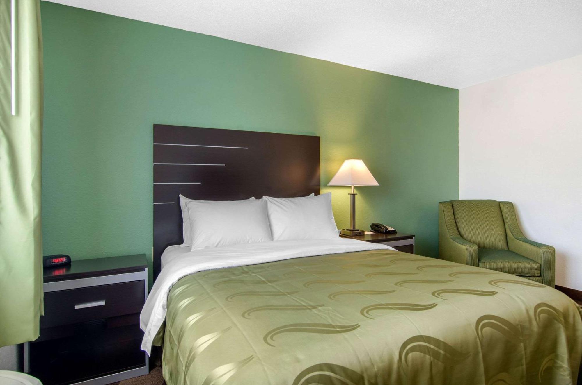 Quality Inn Russell Εξωτερικό φωτογραφία