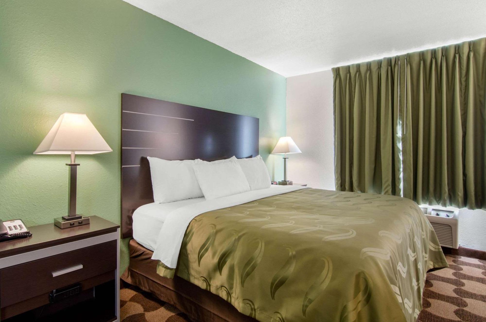 Quality Inn Russell Εξωτερικό φωτογραφία