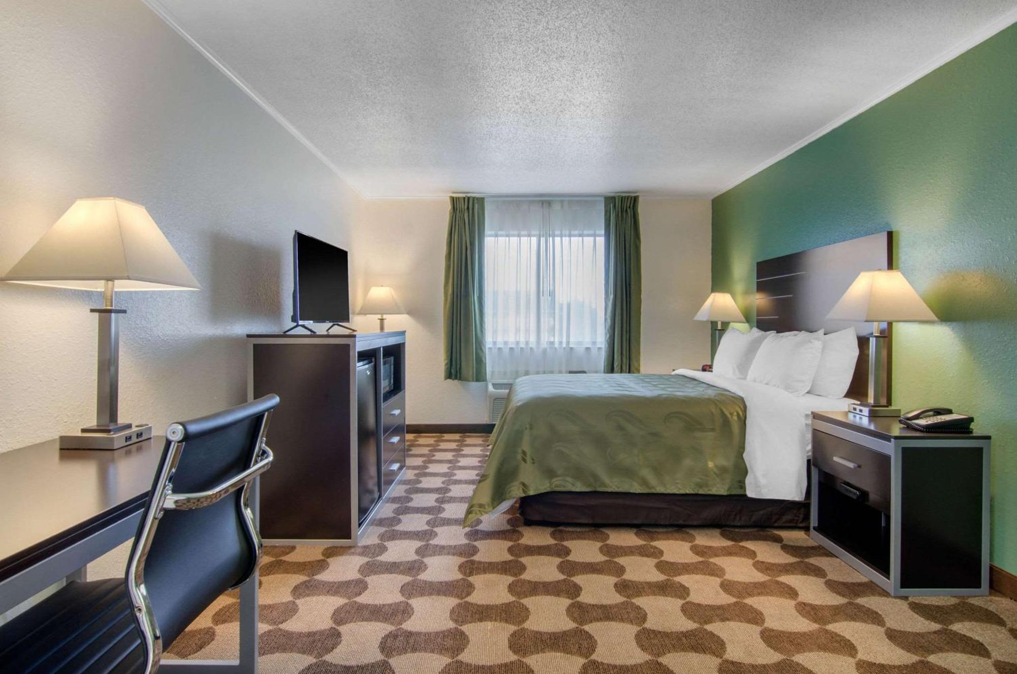 Quality Inn Russell Εξωτερικό φωτογραφία