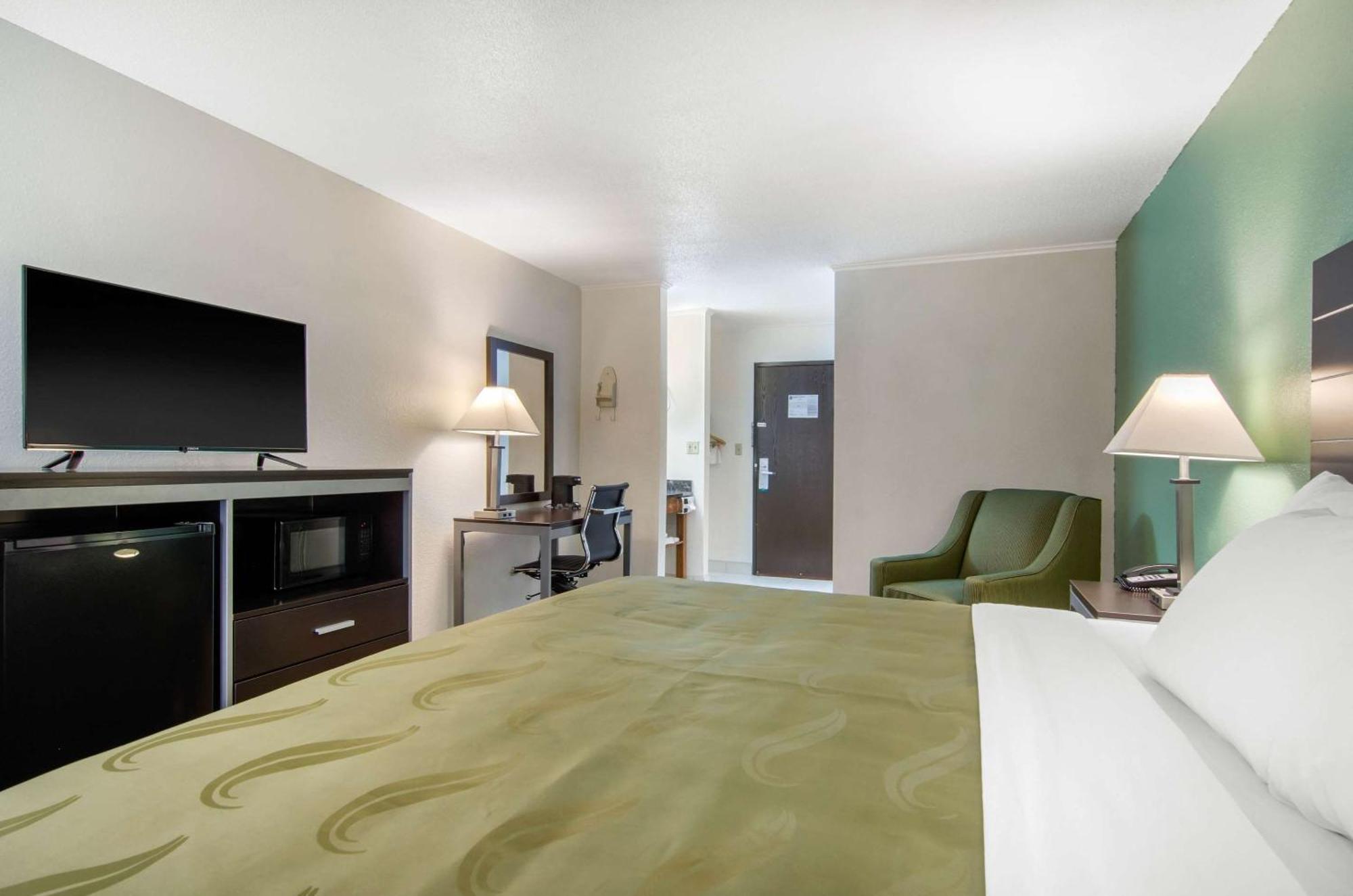 Quality Inn Russell Εξωτερικό φωτογραφία