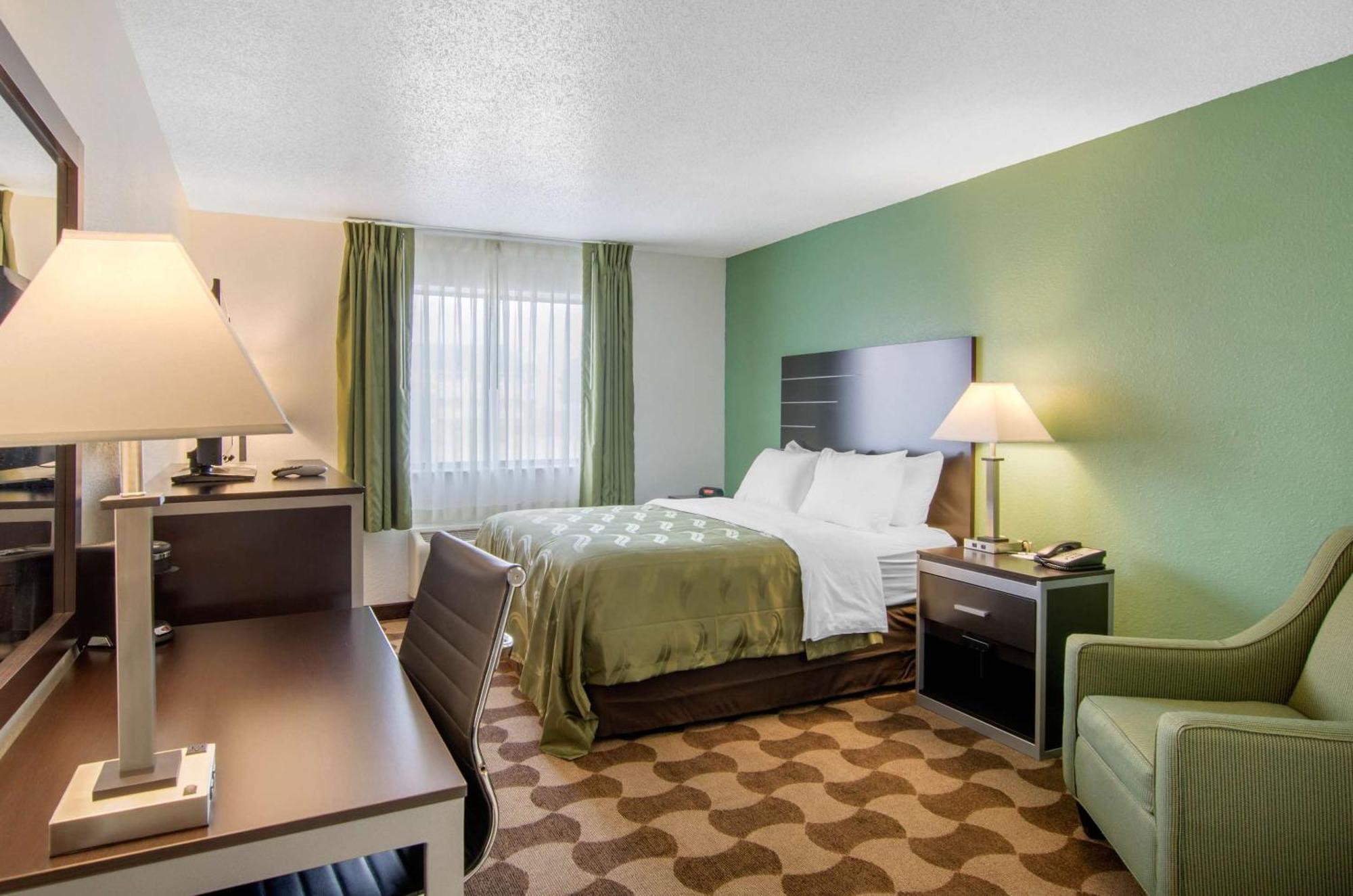 Quality Inn Russell Εξωτερικό φωτογραφία
