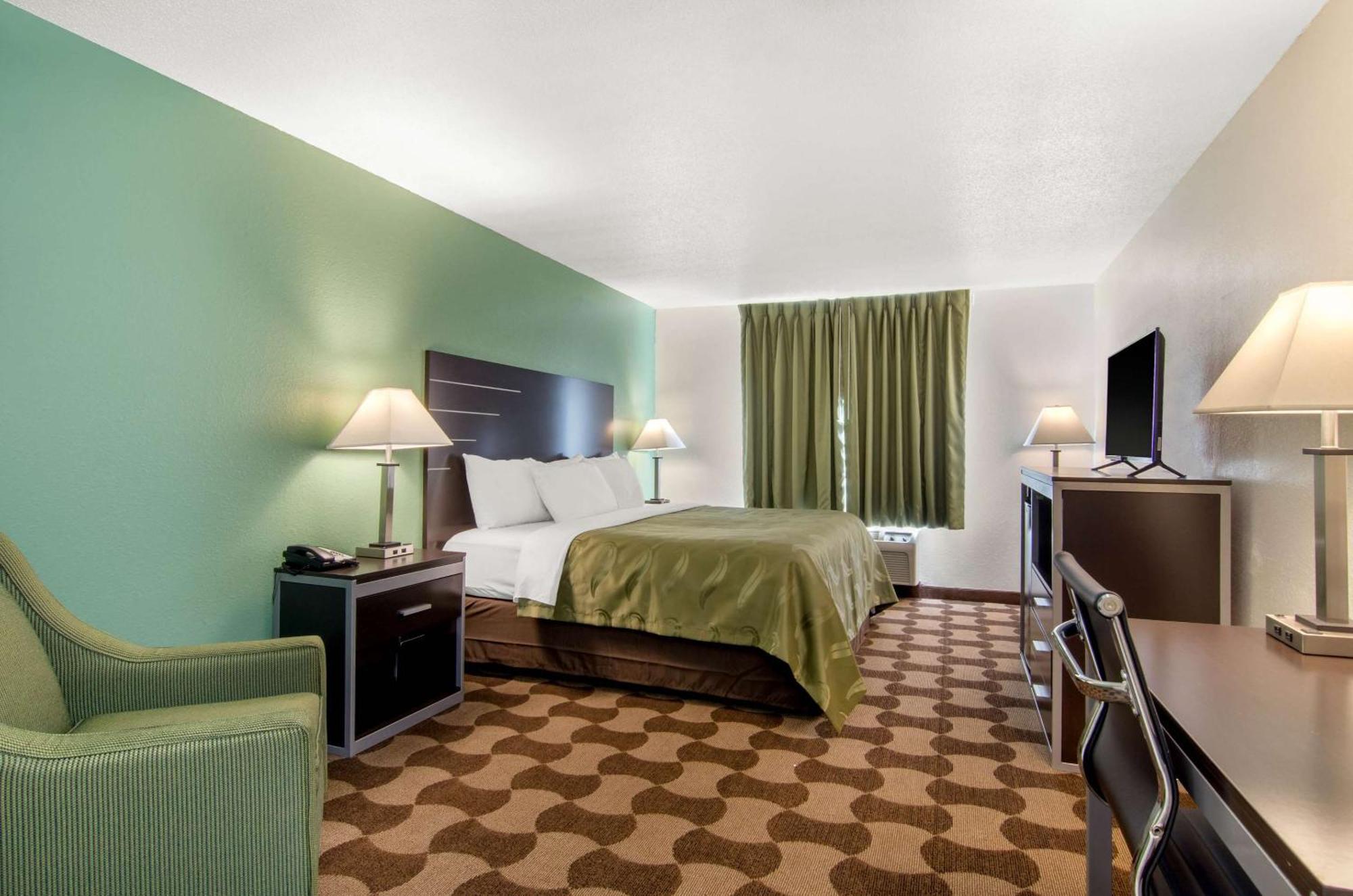 Quality Inn Russell Εξωτερικό φωτογραφία